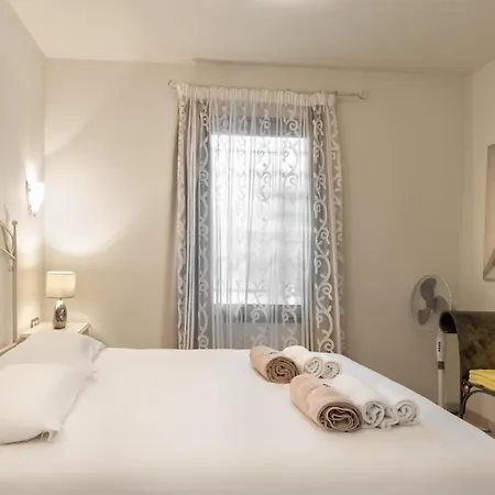 Pelicar 0-5 Sea View 2b