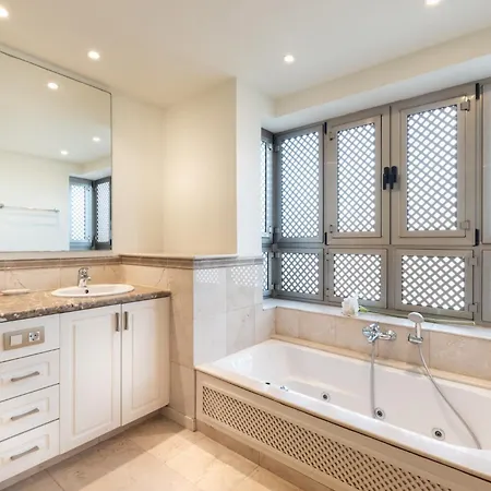 Pelicar 0-5 Sea View 2b 別荘